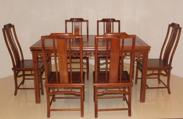 做餐桌用什么木材好？