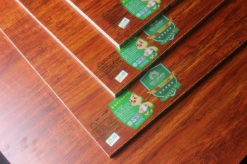 裝修購買板材選重的好，還是輕的好？